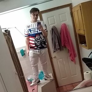 Meet your Posher, Jay